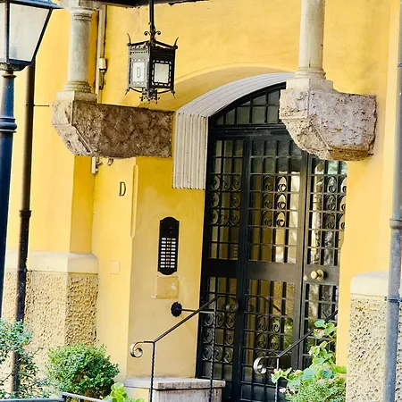 Piazza Giuseppe Mazzini *
